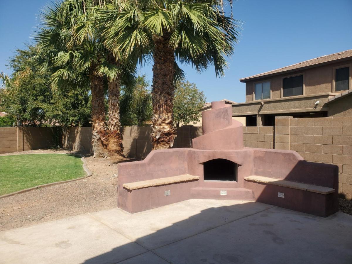 Phoenix II Minutes To Airport And Downtown Exterior photo